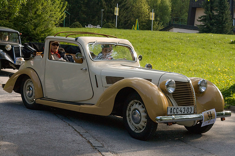 sraz veteranu 16
